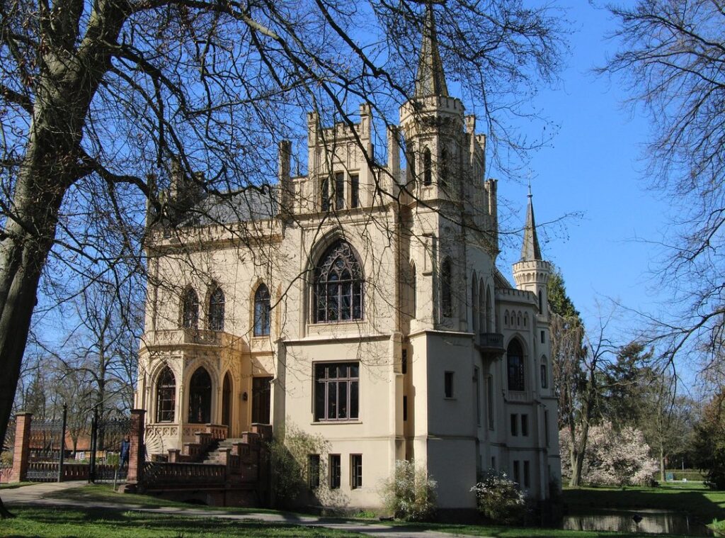 lady k and the sick man leer